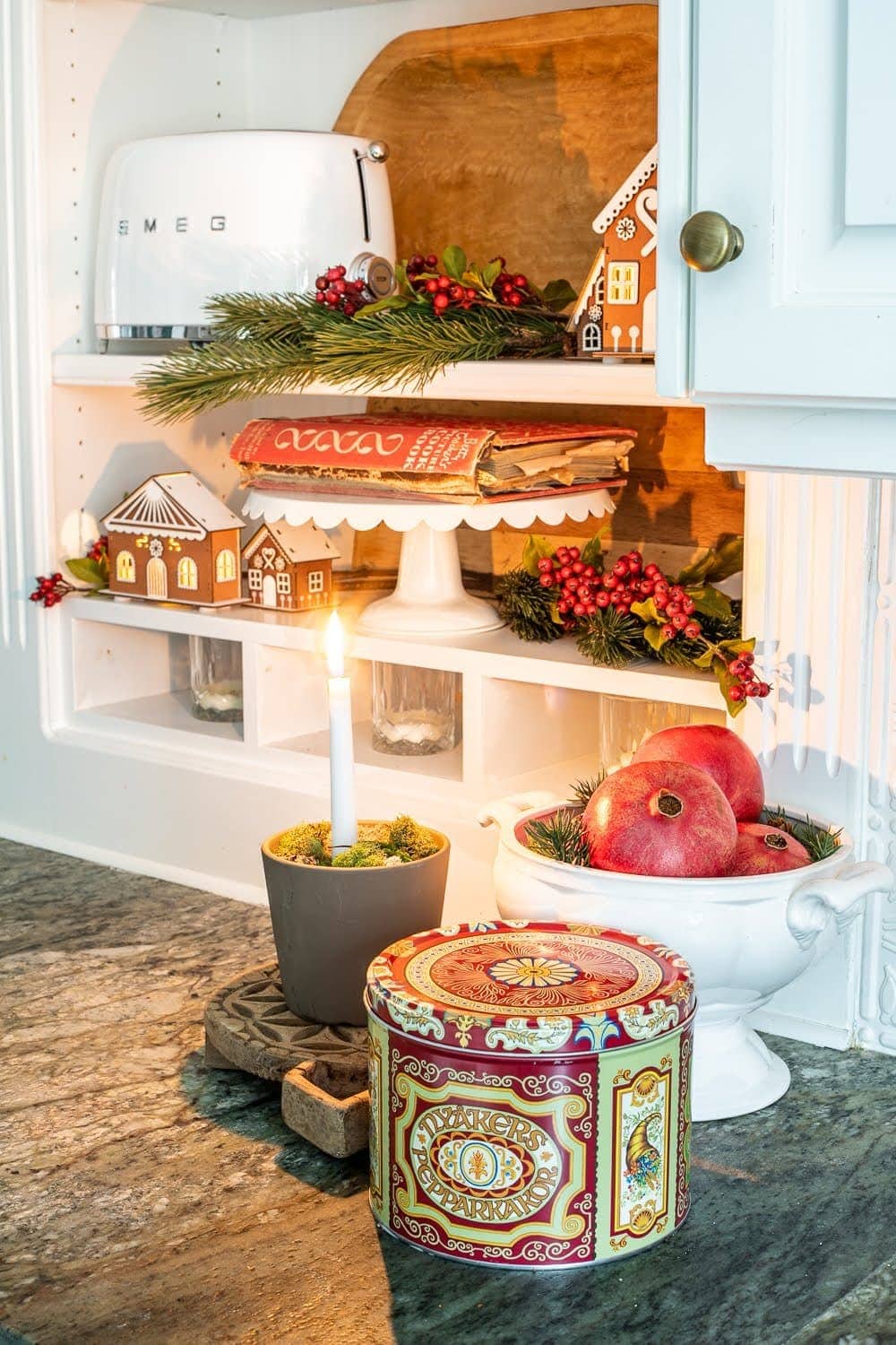 How to Mix Old Sentimental and New Decor & Our Swedish Christmas - Bless'er  House