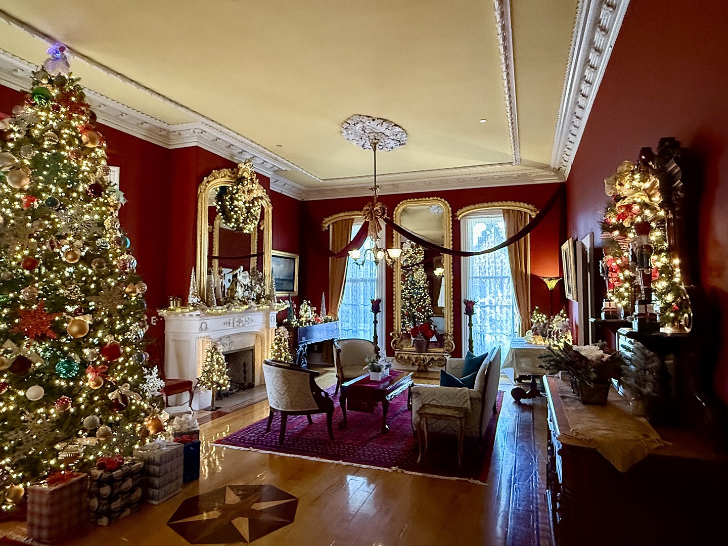 How to Spend Christmas in Cape May | Southern Mansion