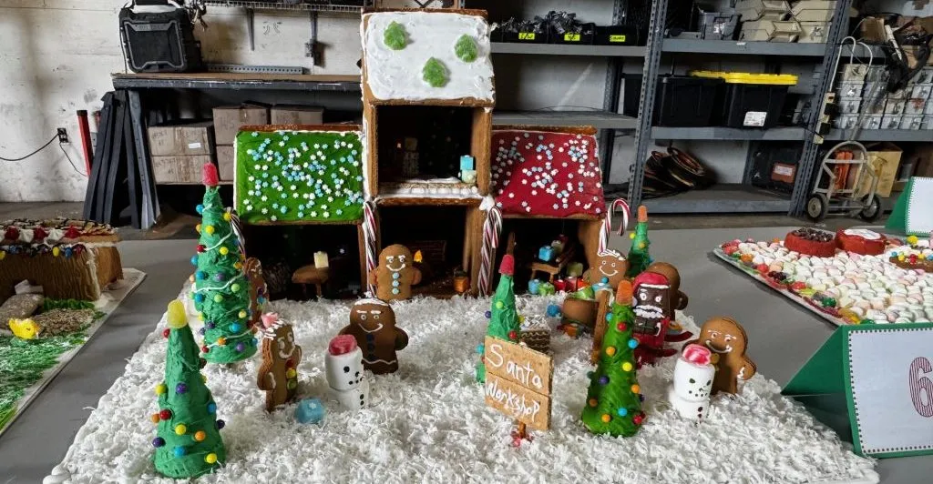 Huntsville Traffic Engineering's Gingerbread House Contest builds more than  holiday cheer - 256 Today