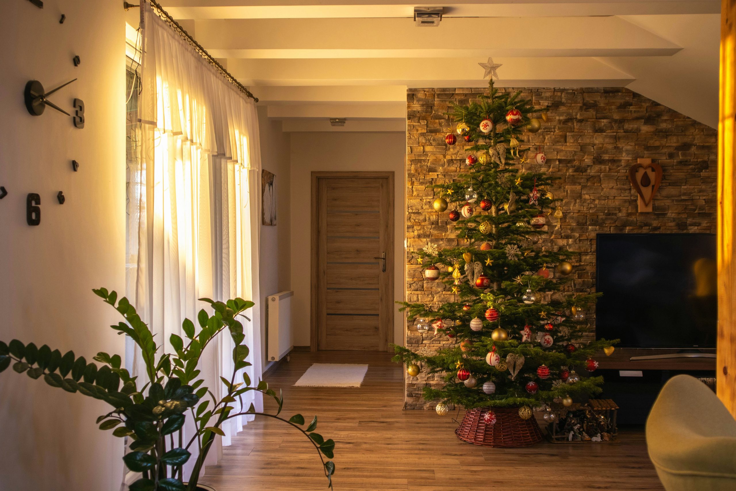 I do not recall Christmas when it was this sunny but this has its own magic.