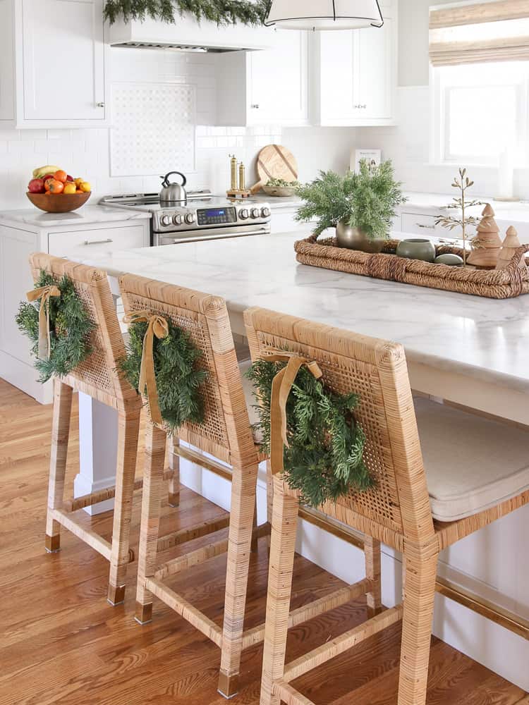 Kitchen Island Decor Ideas - Stefana Silber