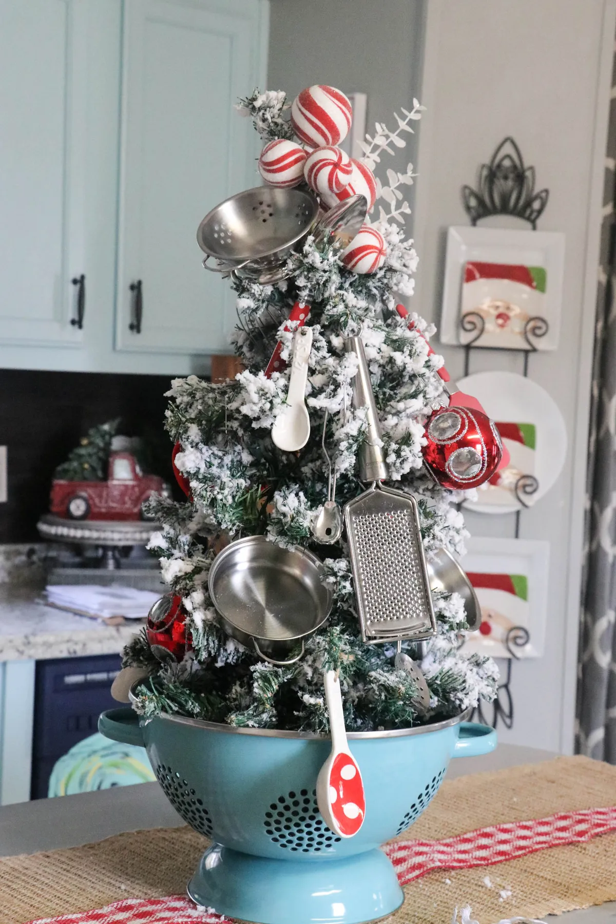 kitchen_christmas_tree6 - Re-Fabbed