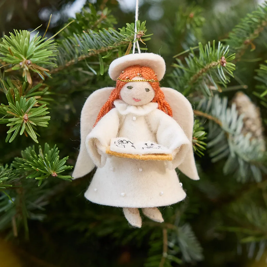 Little Angel Singing Noël Ornament