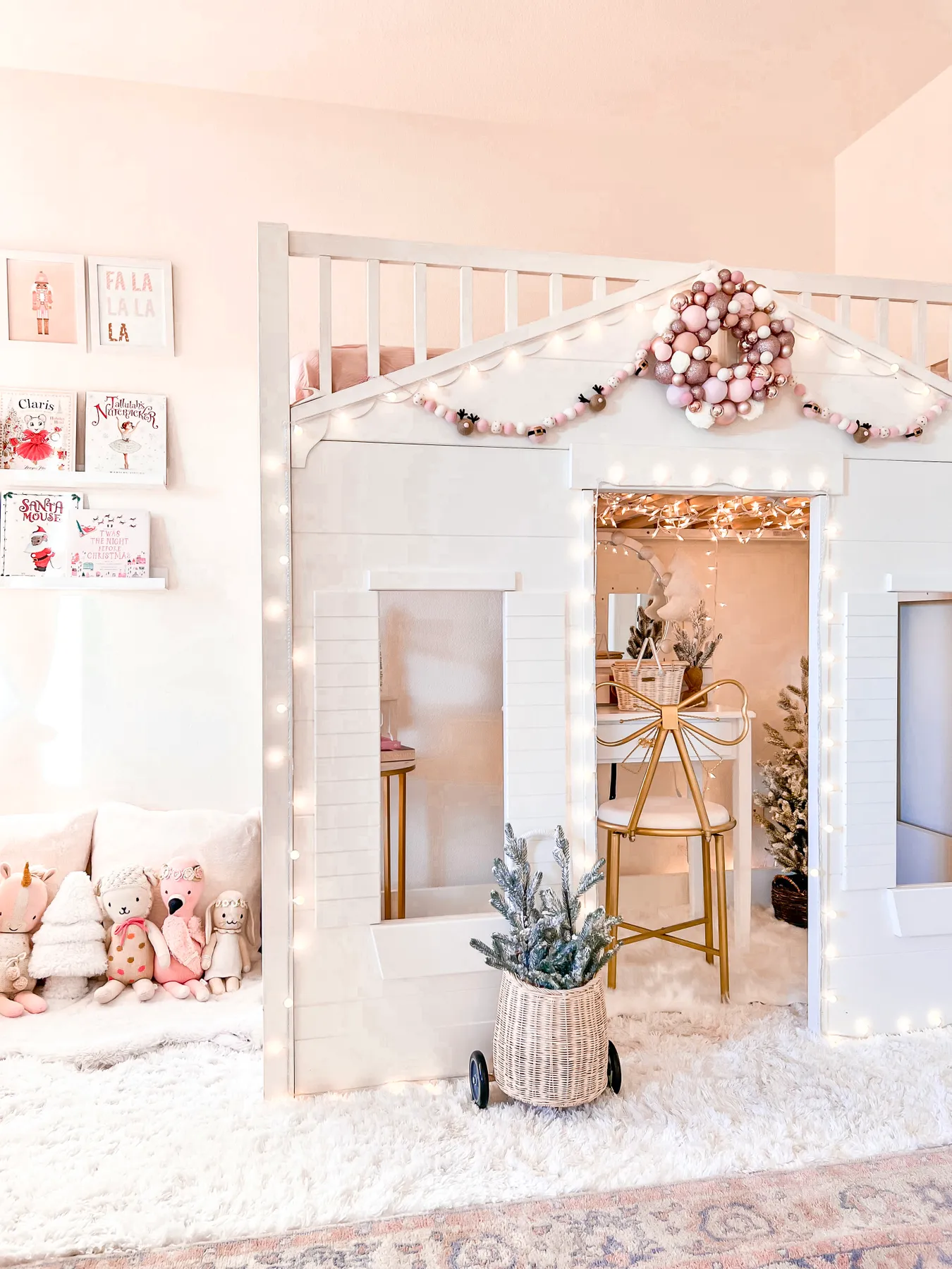 Little Girl Pink Christmas Bedroom Decor! - A Touch of Pink