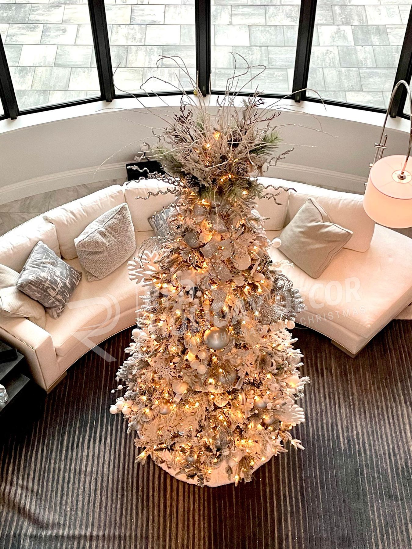 Luxury Christmas Decorating Services in Orlando Florida and the Surrounding  Areas