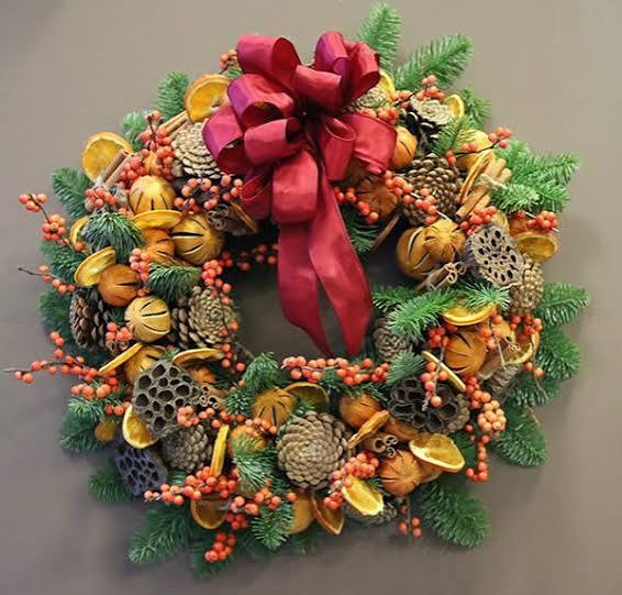Luxury Christmas Spruce Wreath with oranges, pine cones, berries, cinnamon  sticks and large bow | Brodies Blooms and Gifts
