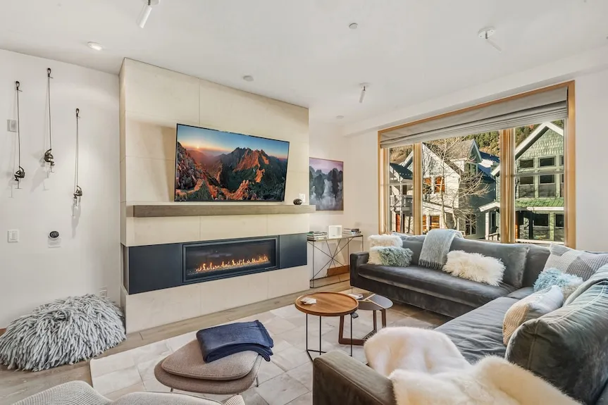 Luxury Downtown Telluride Townhome | Walk to Ski | Mountain Views + Elevator - Telluride | Vrbo
