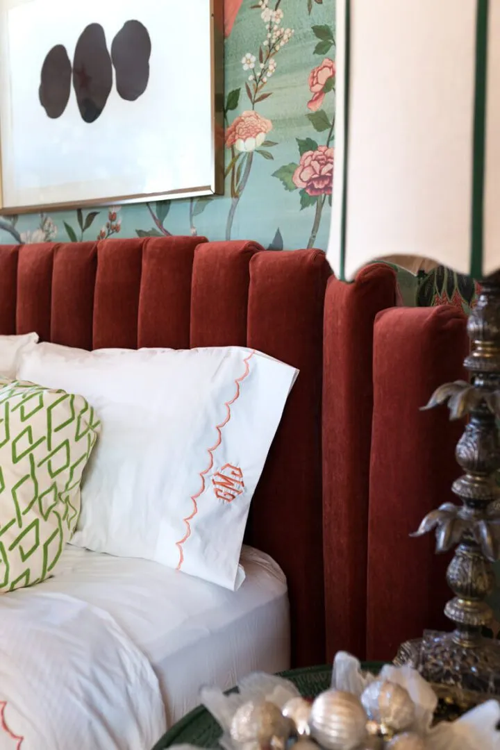 Master Bedroom Christmas Tree ⋆ Jewel Marlowe