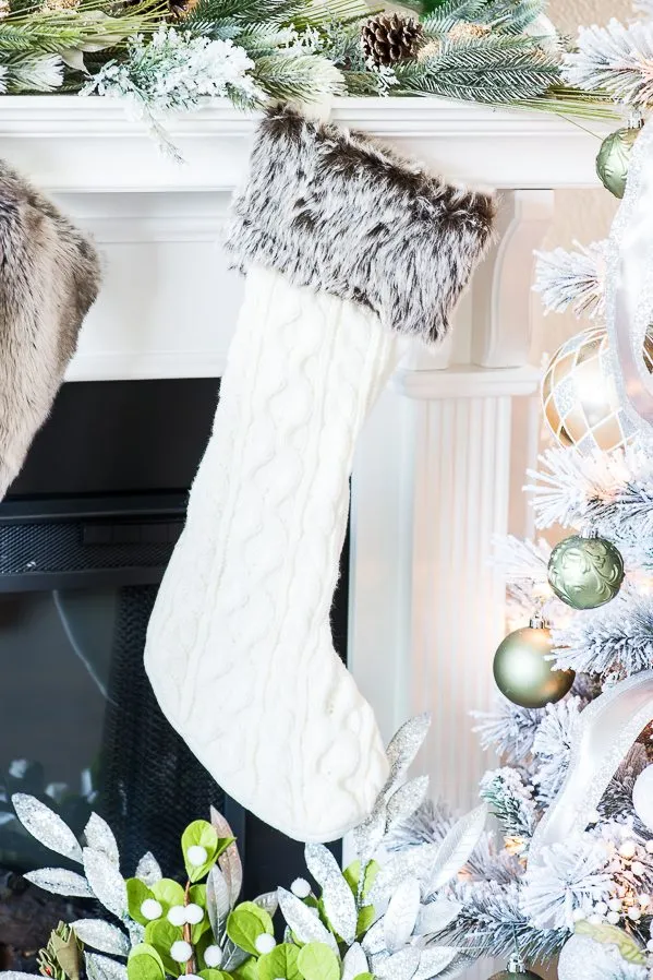 Metallic Winter Wonderland Christmas Tree