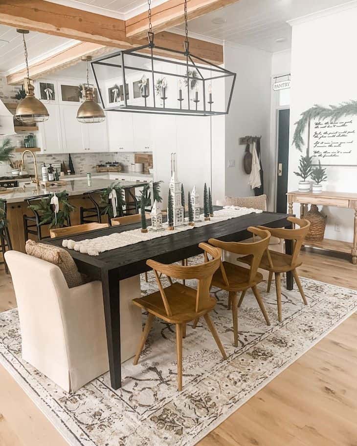 Modern Farmhouse Christmas Decor Home Tour - Farmhousehub