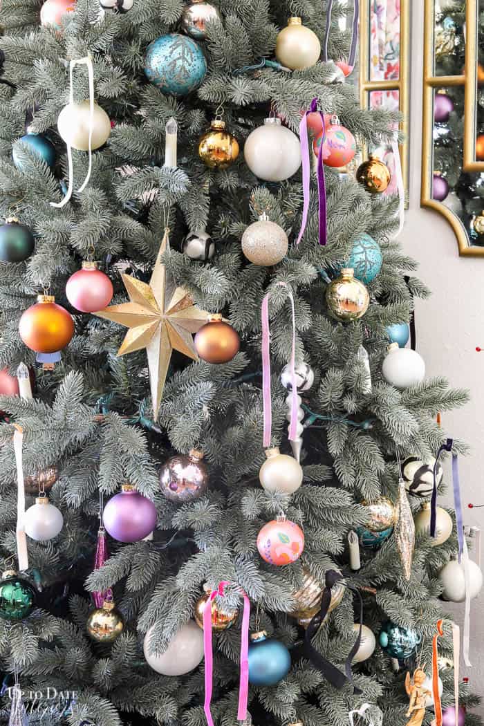 Modern French Bohemian Christmas Tree that's Easy to Do -