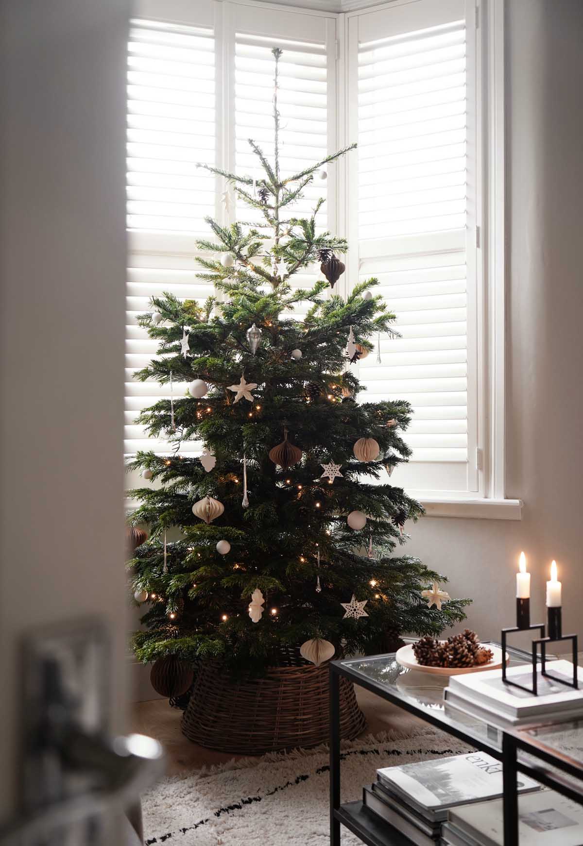 My nature-inspired minimalist Christmas decorations |