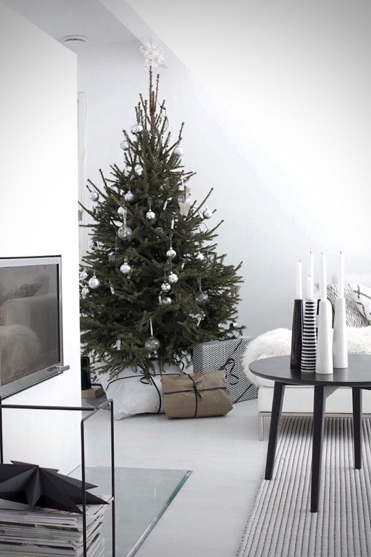 my scandinavian home: 5 beautifully, Minimalist Christmas Trees