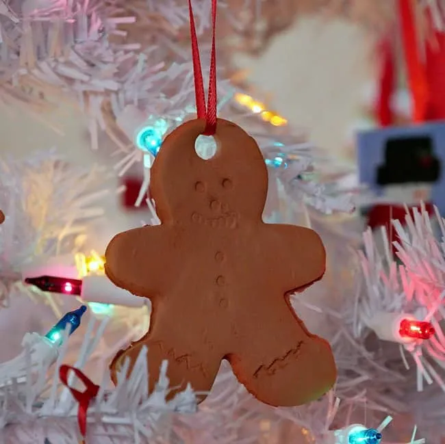 No Bake Clay Christmas Ornaments Oil Diffusers | Growing Up Gabel