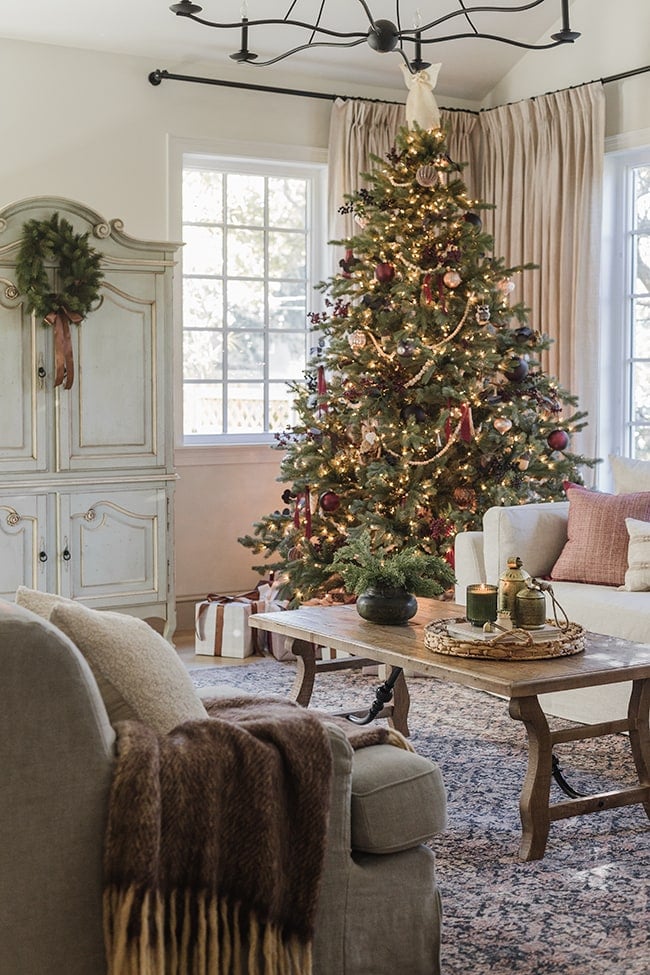 OUR HOLIDAY HOME TOUR: PART ONE STORY