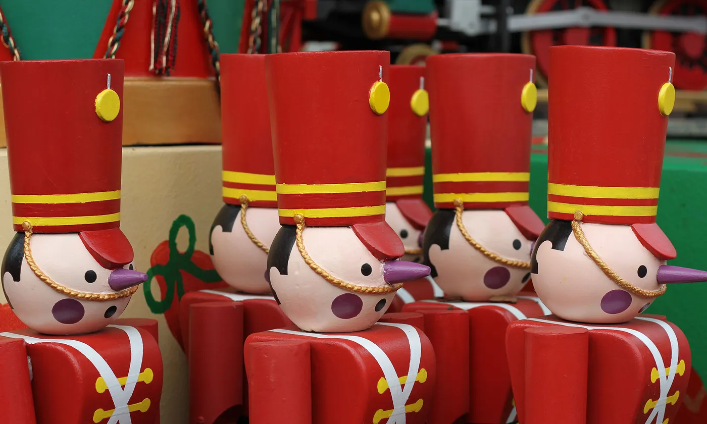 outdoor christmas decorations Archives -