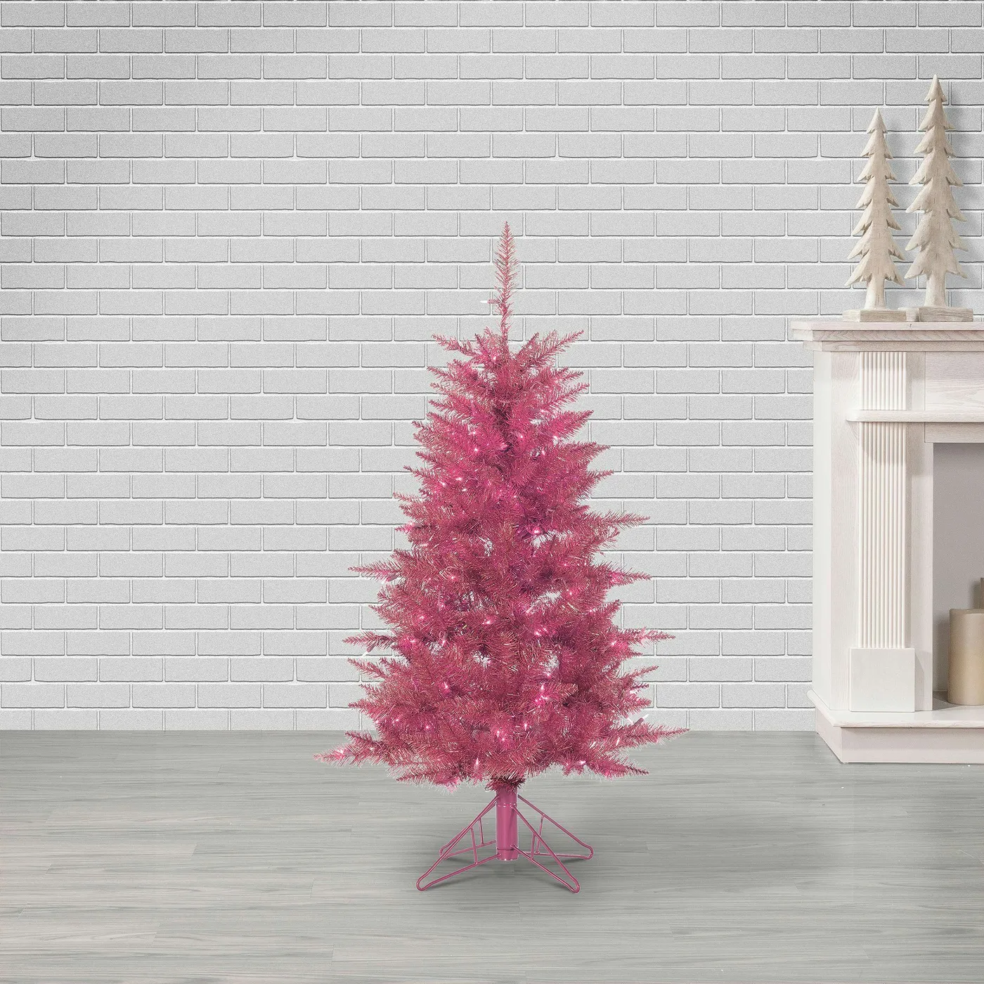 Paris Hilton's Pink Christmas Tree Is So Barbie