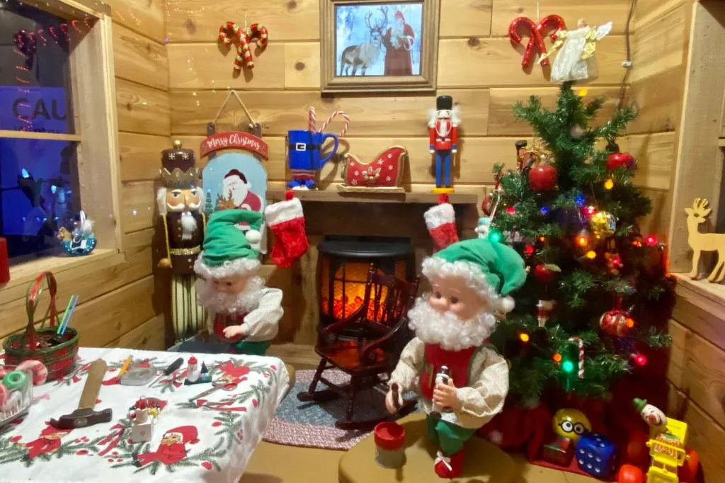 Penticton's biggest Christmas display gets even bigger | Vernon Morning Star