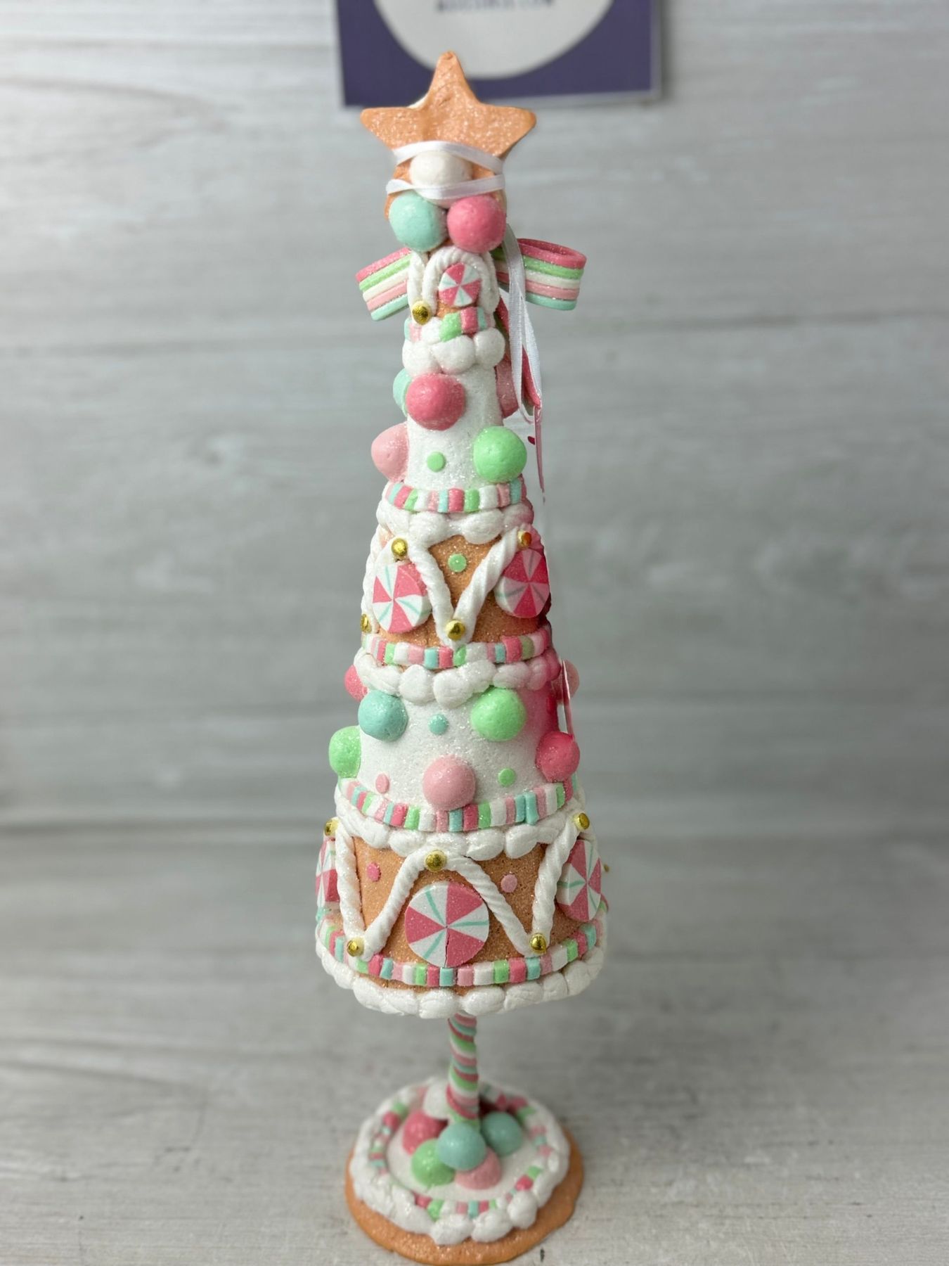 Peppermint Square Pink Candy Gingerbread Christmas Tree – Mug Sense