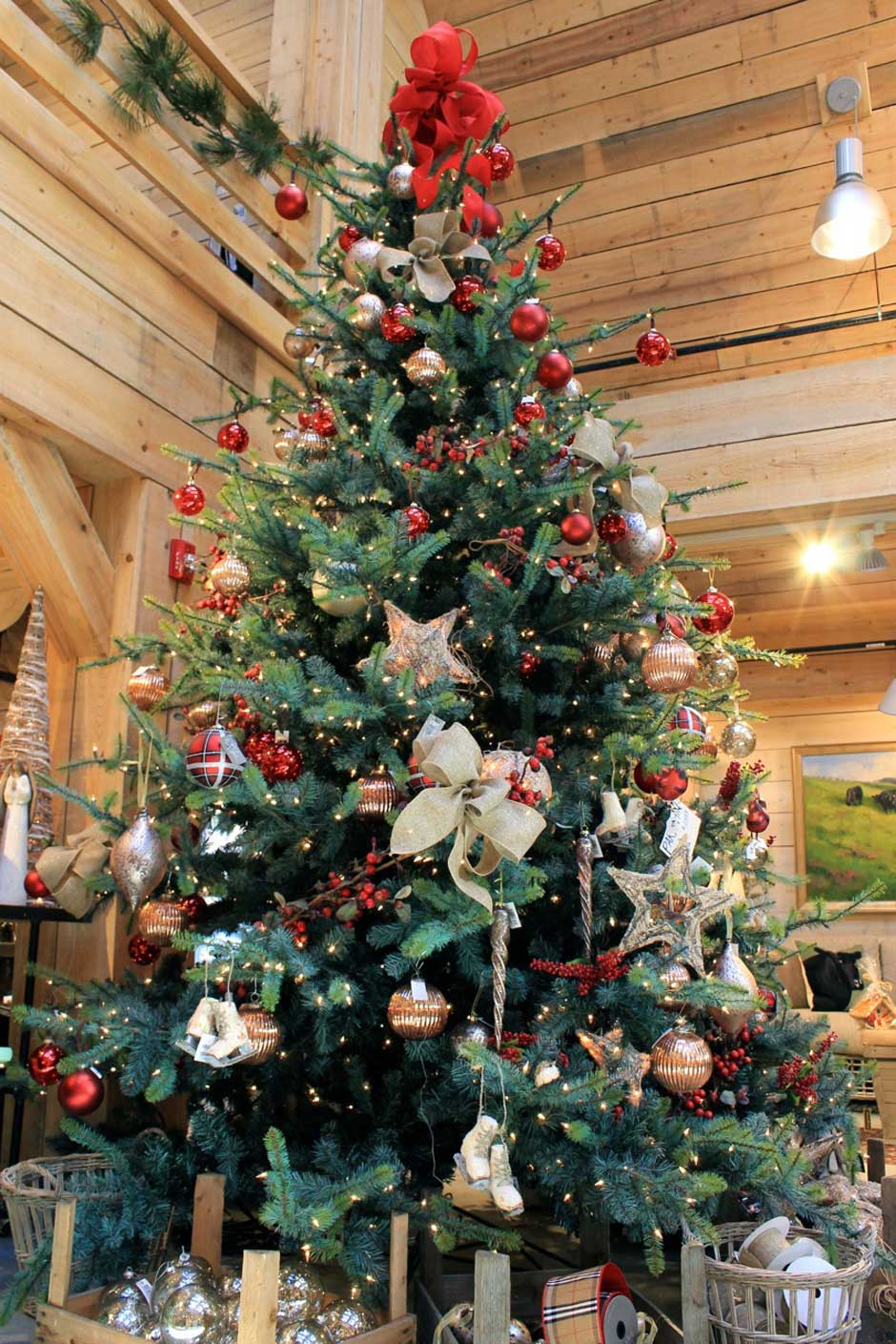 PHOTO: This Is What a $4,200 Christmas Tree Looks Like - Philadelphia  Magazine