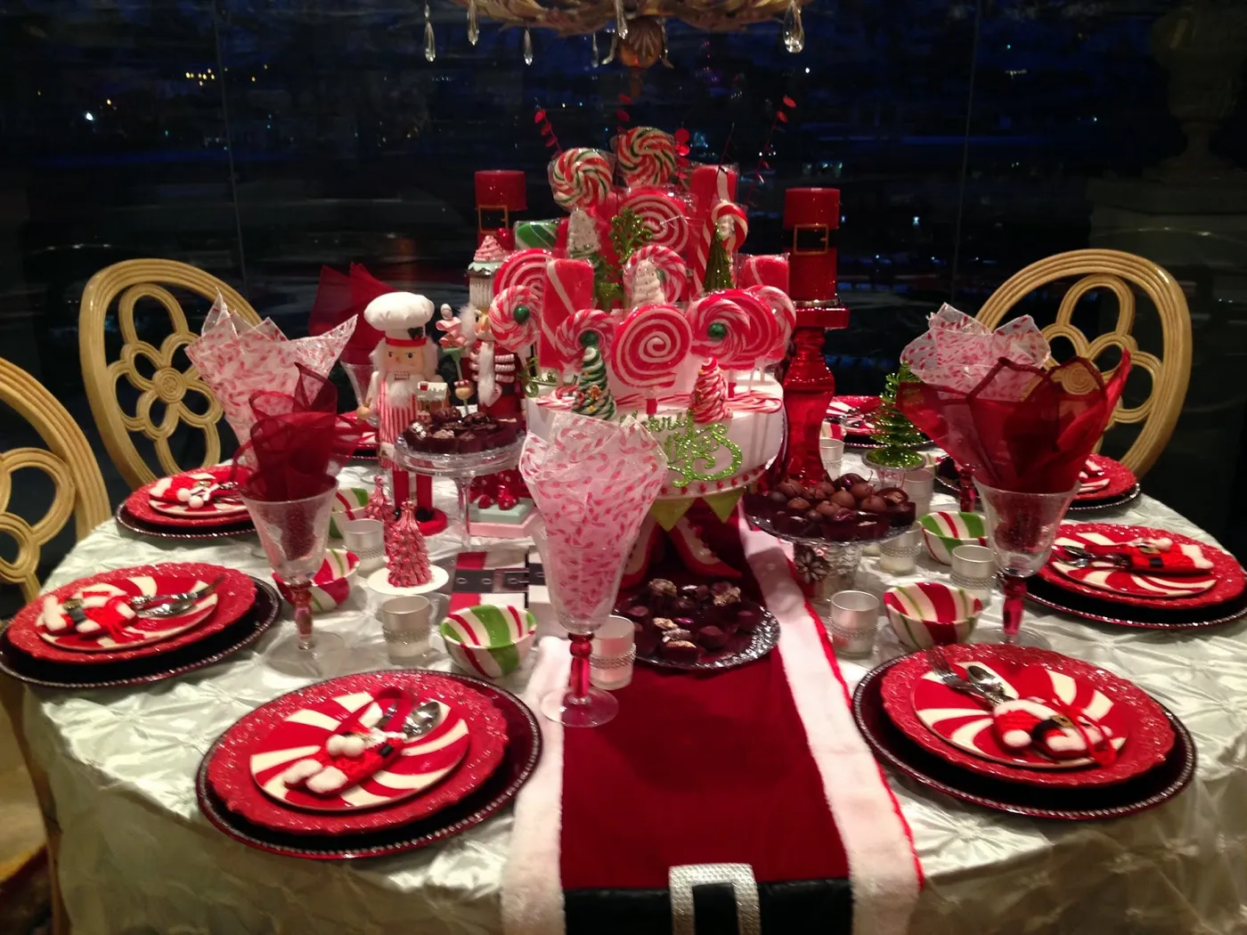 Purple Chocolat Home: Candy Land Christmas Morning Table