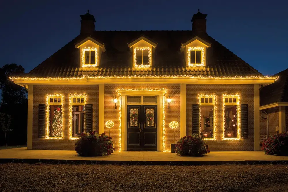 Recommendations for Christmas Lights for the Roof – Ollny