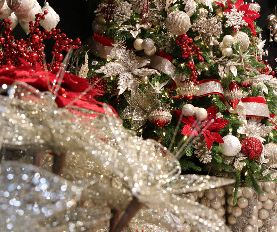 Red and white Christmas tree decor and sparkling angelic decorative flowers  – Down to Earth Living - Garden Center, Plant Nursery, Outdoor and Patio  Furniture, and Christmas Store