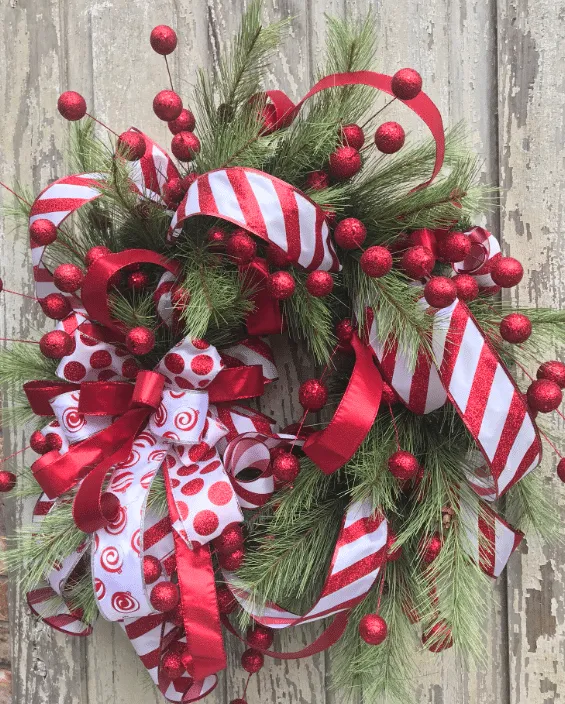 Rustic Bell Magnolia Leaf Christmas Wreath with natural elements . Kelea's  Design School