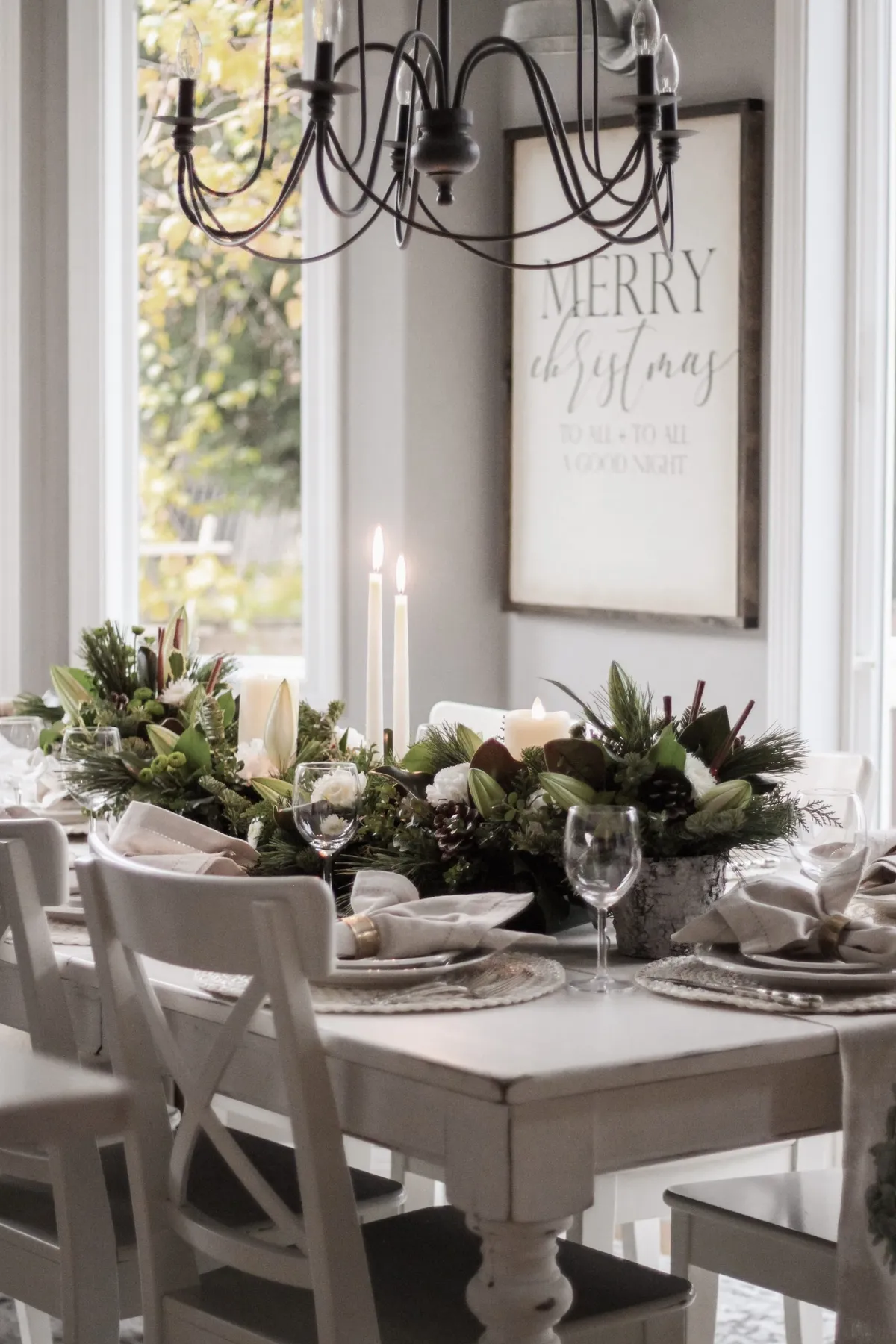 Setting a Simple & Elegant Holiday Tablescape using Fresh Flowers - Rain  and Pine