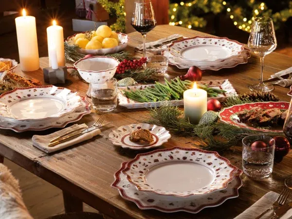Setting the Christmas table: Ideas and styles
