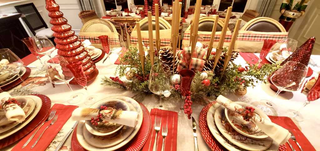 Setting the Holiday Table: Floral Inspiration