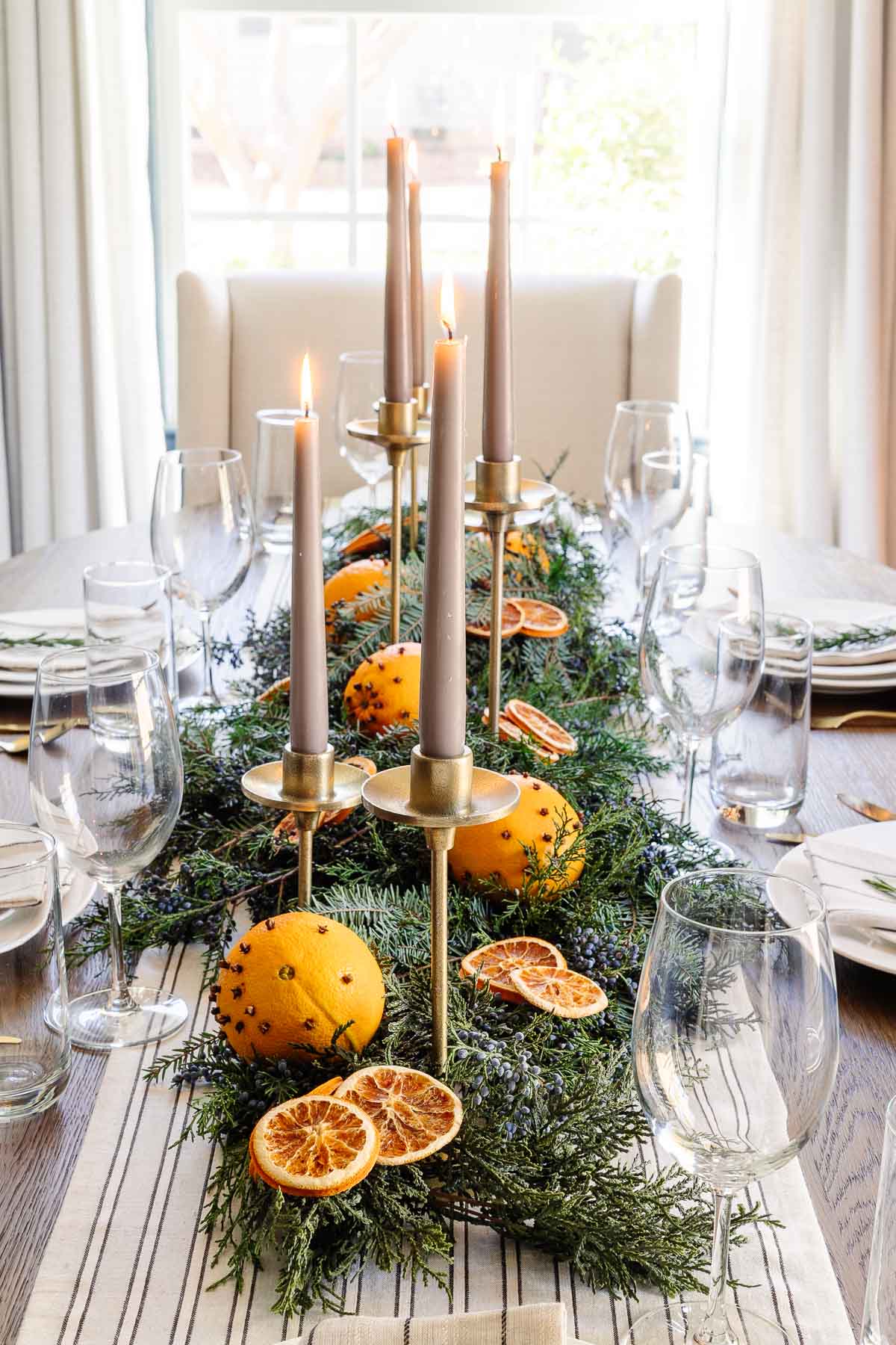 Simple and Inexpensive Christmas Table Centerpiece - Bless'er House