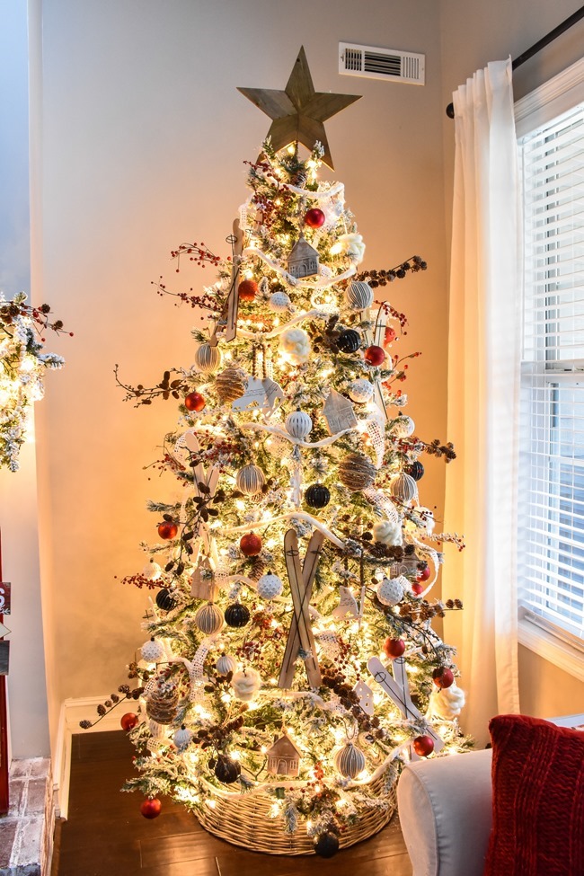 Ski Lodge Inspired Christmas Tree and Living Room