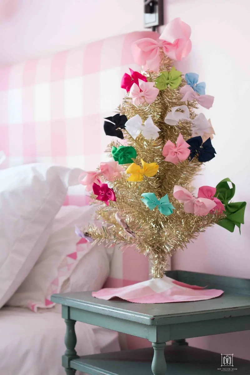 Small Decorated Christmas Trees | Holiday Decor | DIY Decor Mom