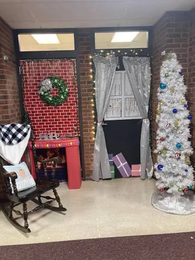 Student Council hosts Holiday Door Decorating Contest | Steel Valley School District