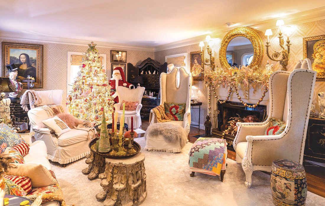 Take a Tour of a Vintage Holiday Home | 417 Magazine