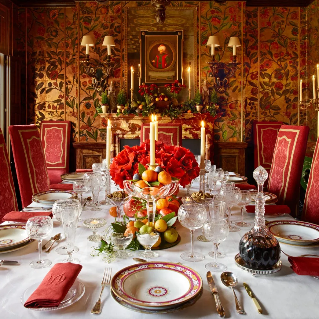The 55 Best Christmas Dining Table Centerpieces for 2024 🎅Flawless  Gorgeous HUGE Holiday Table Setting