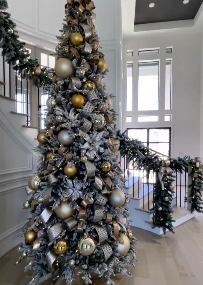 The Art of Holiday Design: A Conversation with Jacqueline Montes
