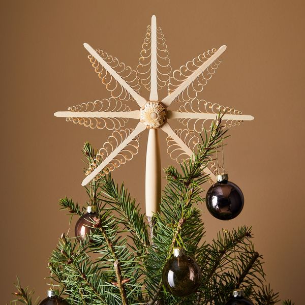 The Best Christmas-Tree Toppers 2024 | The Strategist