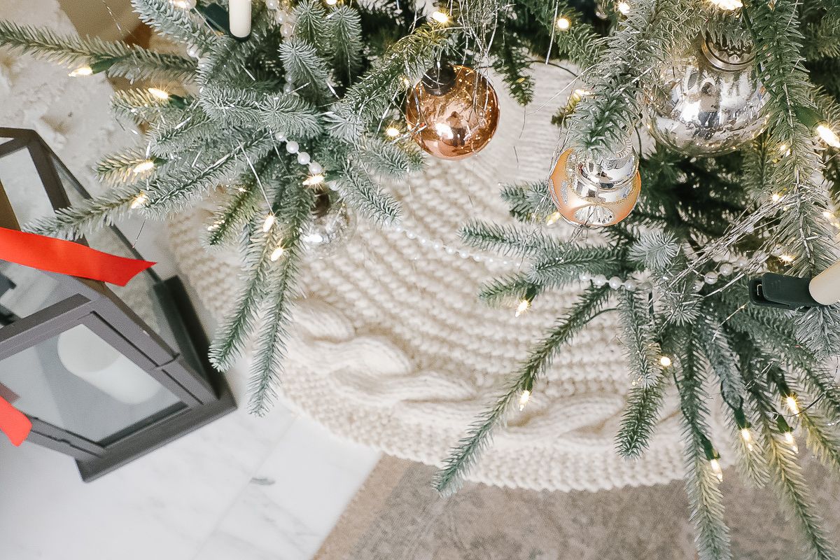 The Christmas Tree Decorating Ideas that are Inspiring Me this Year -  Making it in the Mountains