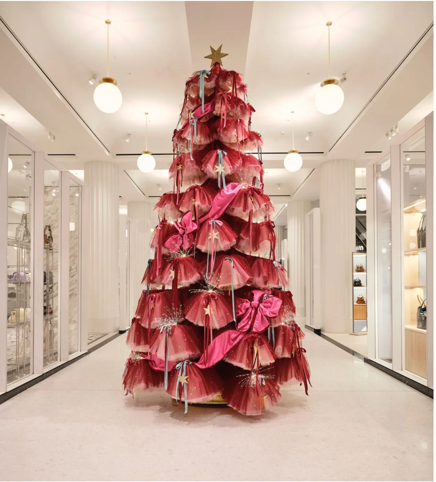The High Fashion Christmas Tree