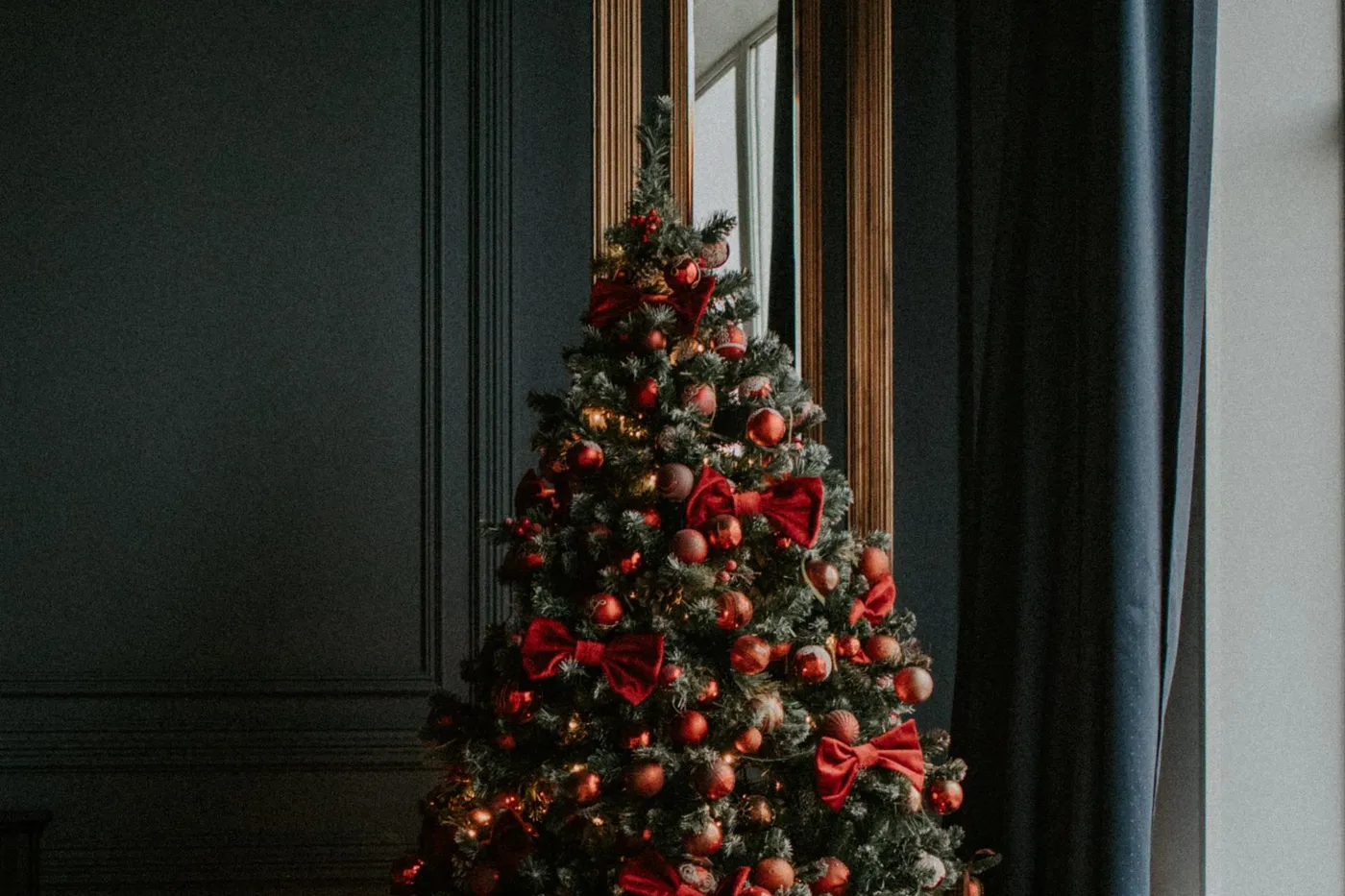 The Most Stylish Christmas Tree Trends for 2021 | Vogue Australia