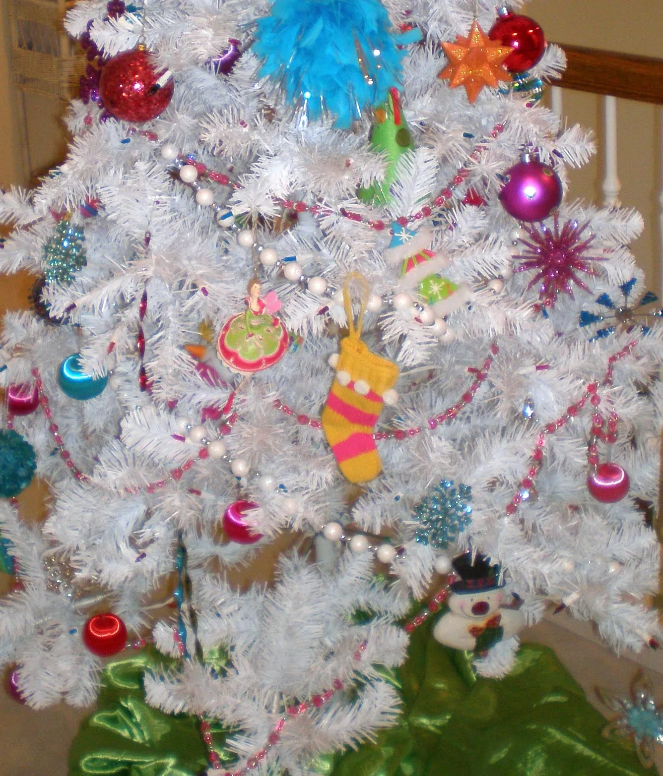 The Style Sisters: Hot Pink, Lime Green and Turquoise Christmas Tree