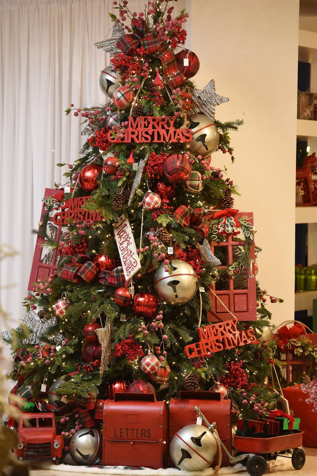 The Sweet Spirit of Christmas—Rustans.com | Rustan's