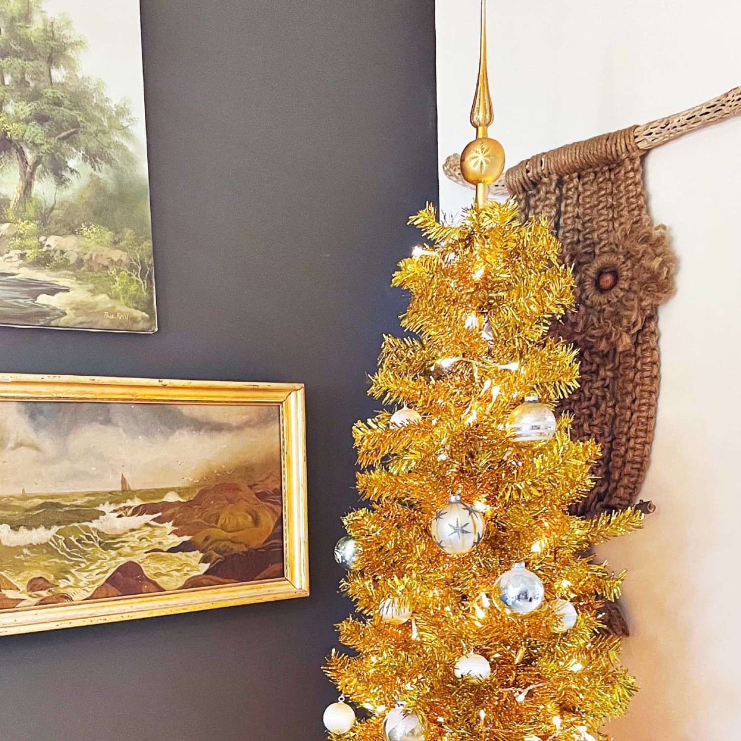 This $40 Amazon Vintage Christmas Tree Created the Decor of My Dreams |  Apartment Therapy