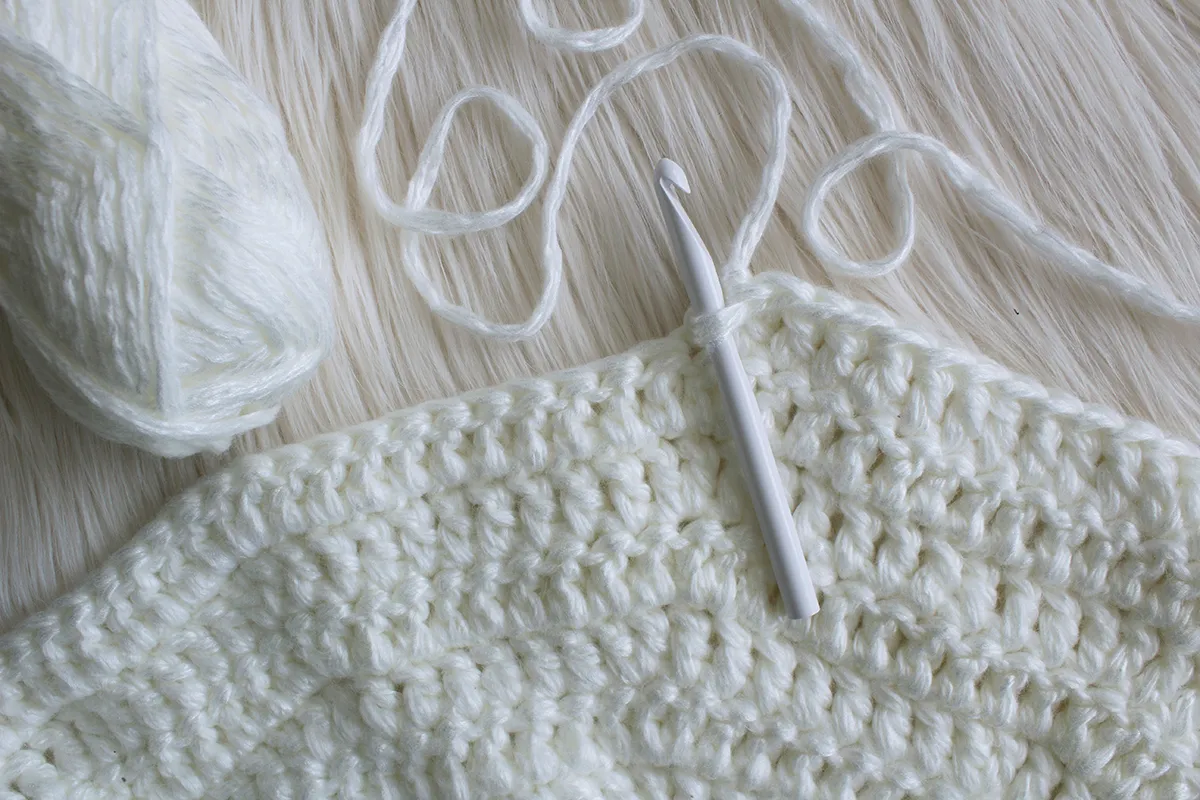 THNLife - Christmas Tree Skirt - Free Pattern! | Jessica Carey