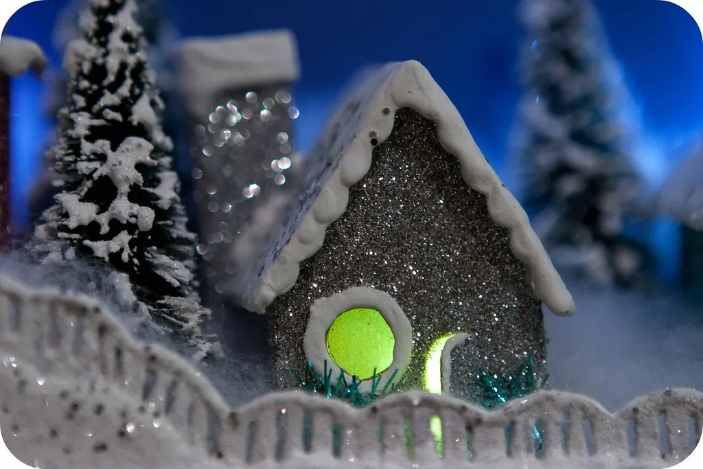 Tiny Apartment Crafts: Modern Christmas Village for a Tiny Apartment
