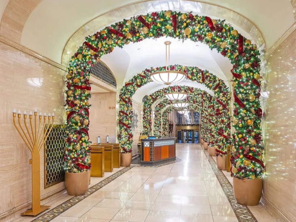 Tips and Ideas on Commercial Office Holiday Decor for NYC