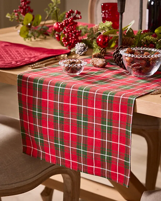 Traditional Red & Green Highland Tartan Dinning Table Runner 140cm