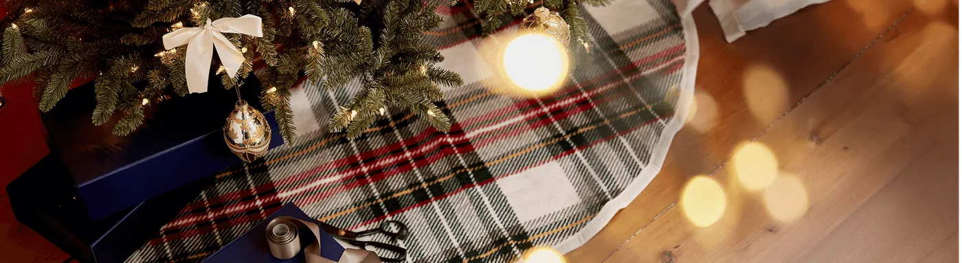 Tree Skirts – ChappyWrap